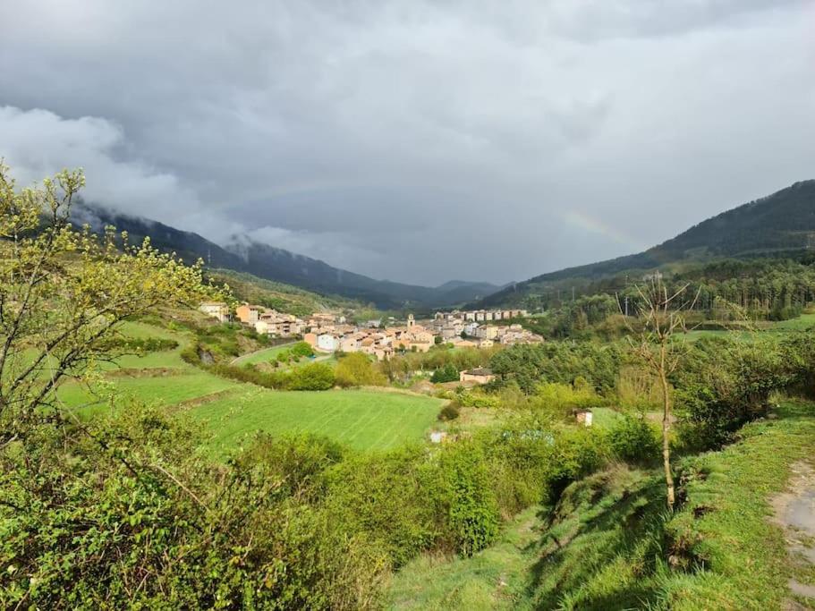Precioso Apartamento En El Pirineo Catalan La Pobla de Lillet Exterior photo